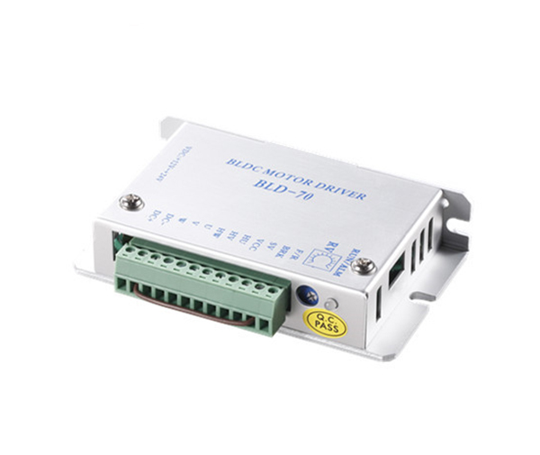 70W低壓直流無刷驅(qū)動器.jpg 70W低壓直流無刷驅(qū)動器.jpg