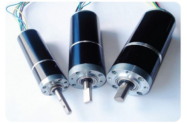 直流無(wú)刷電機(jī)更換需注意那些情況？